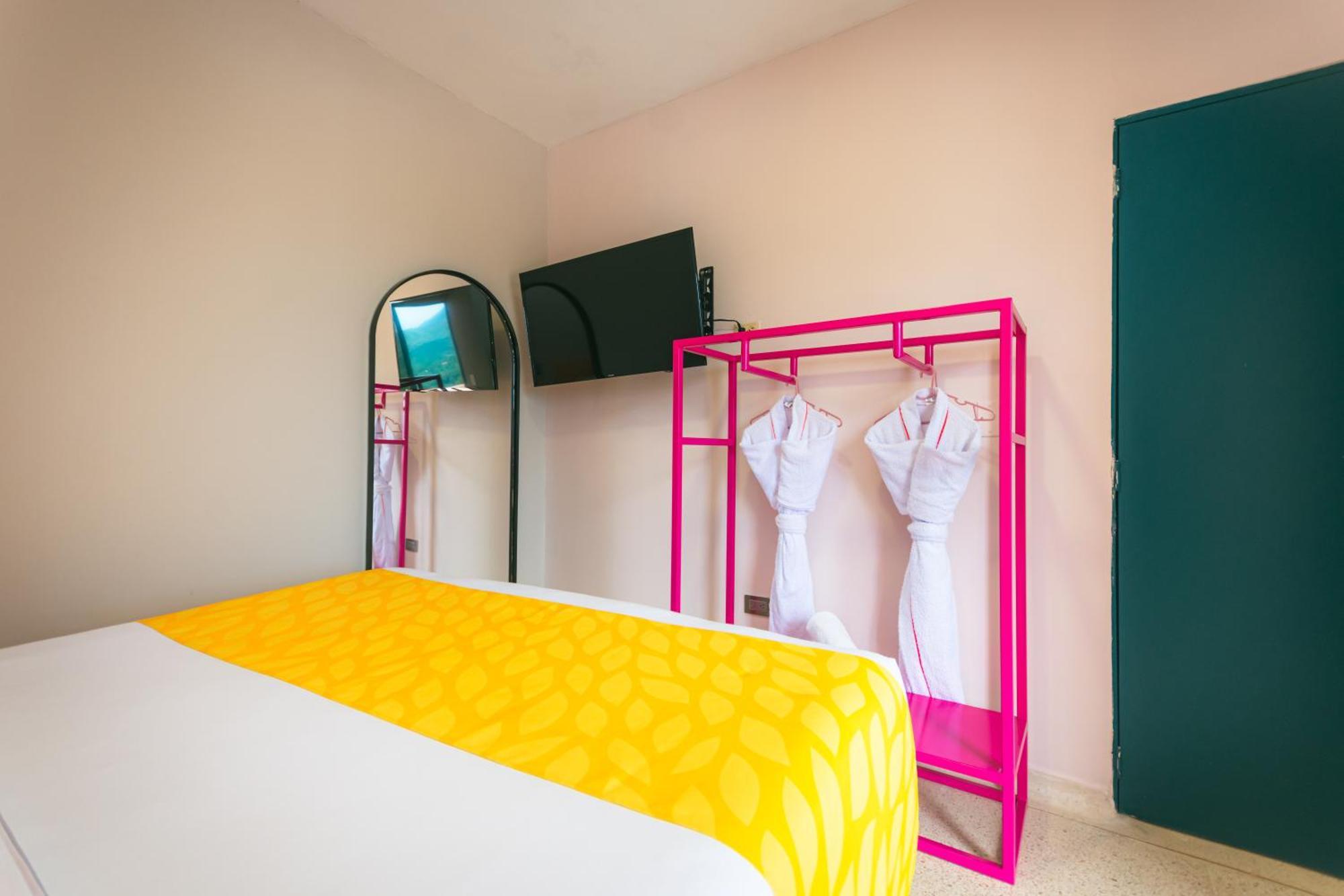 Del Tropico Hotel Sopetran Pokoj fotografie