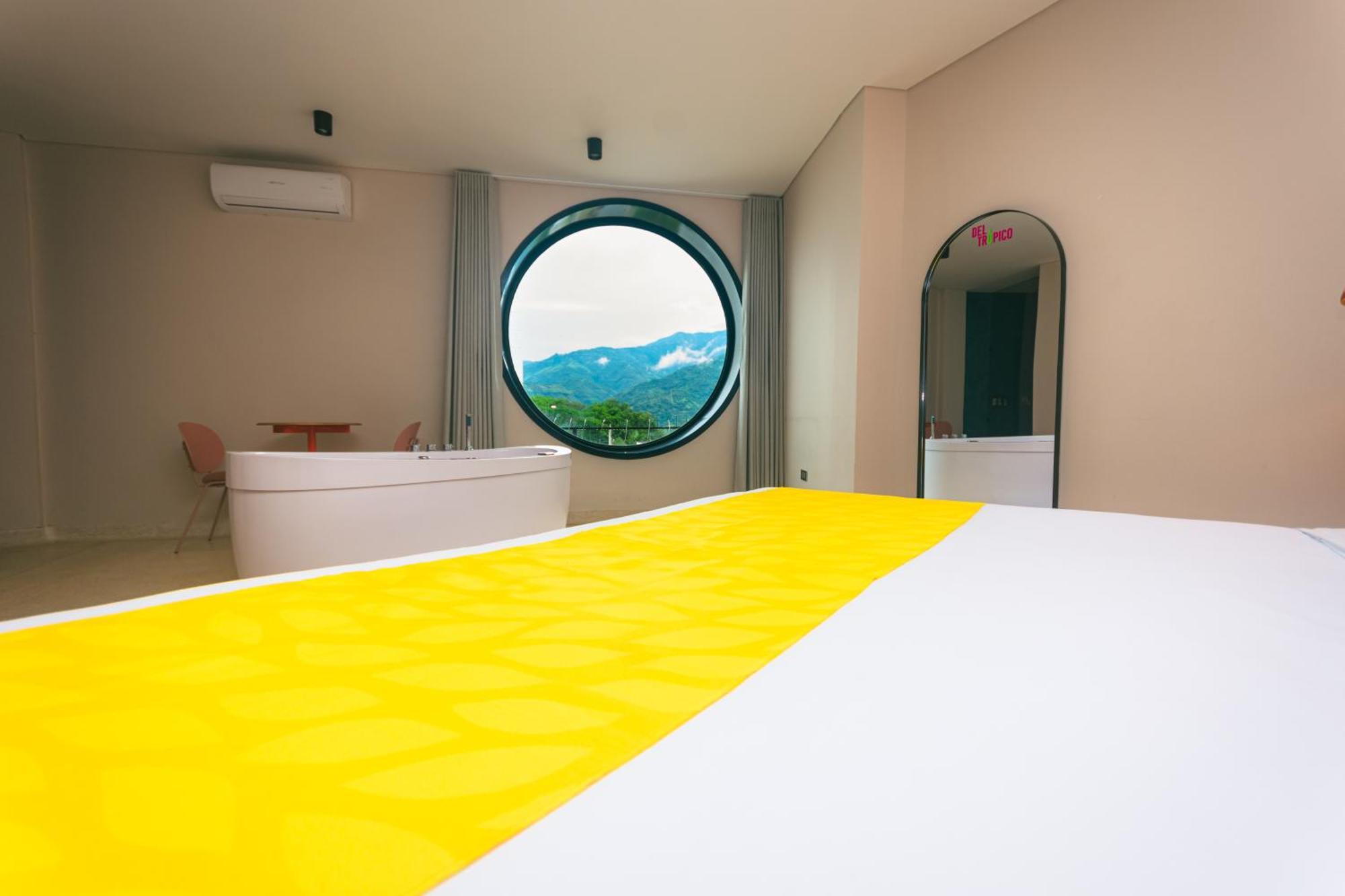 Del Tropico Hotel Sopetran Pokoj fotografie